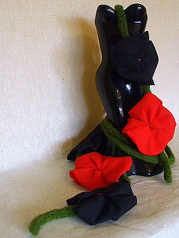 Harlequin garland big